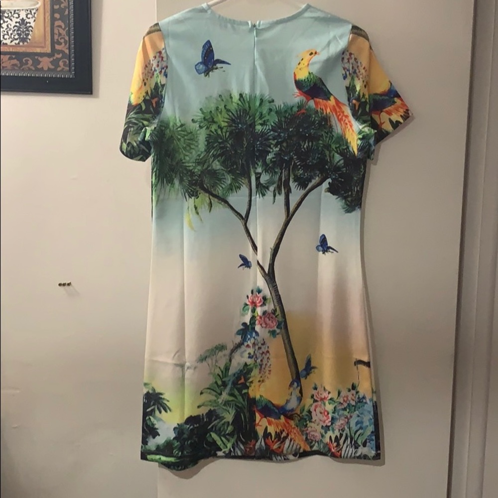 Dress - Picture 2 of 3